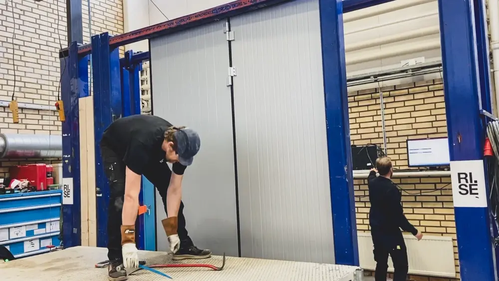 RISE in Borås Tests SSF 1074 Security Classification of Folding Doors