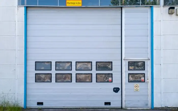 Overhead Sectional Door