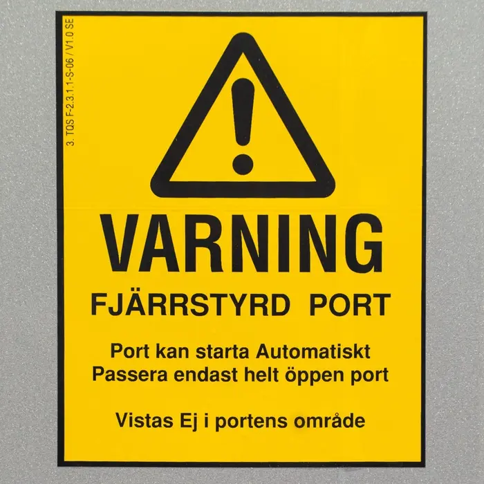 Warning - remote controlled door